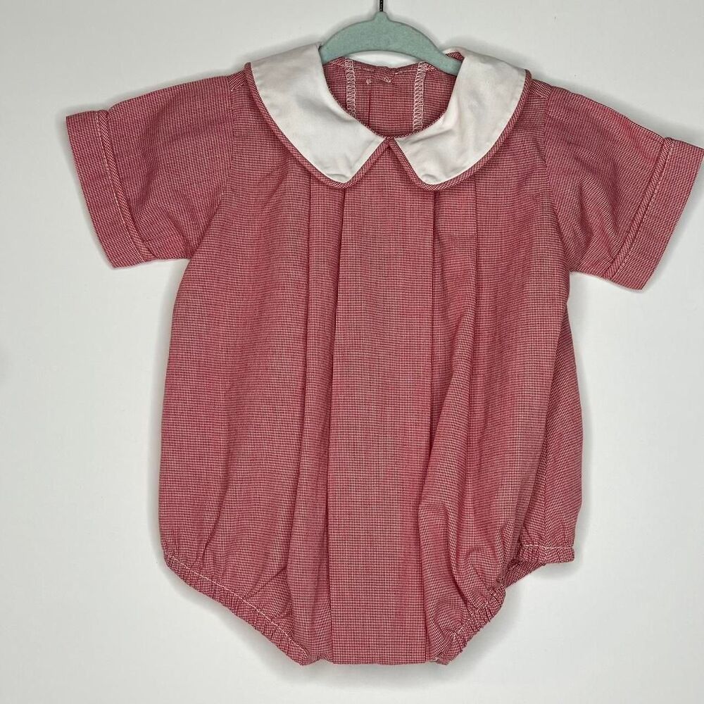 Red and White Collared Gingham Checked Preppy Classic Bubble Summer Vacation USA